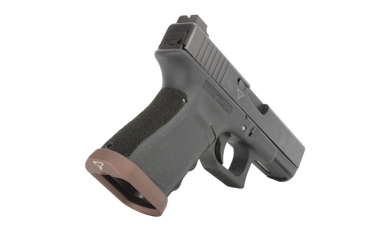 Taran Tactical Carry Magwell for Glock 19/23